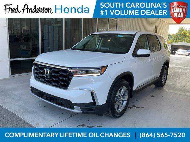 new 2025 Honda Pilot car, priced at $45,358