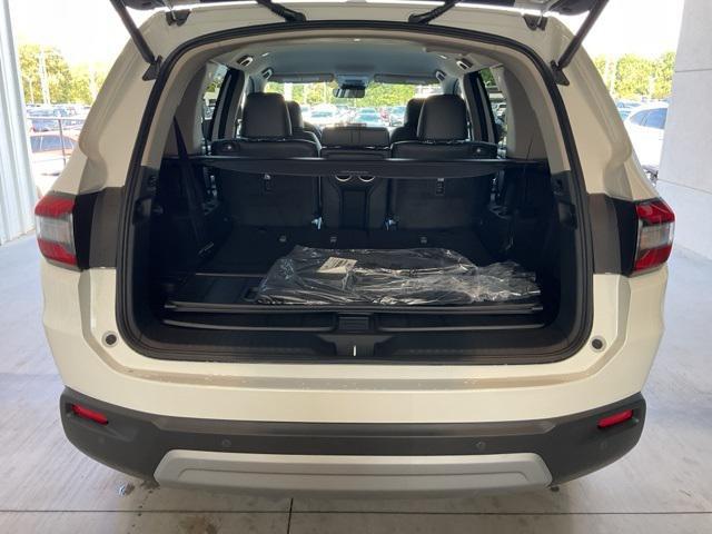 new 2025 Honda Pilot car, priced at $45,358
