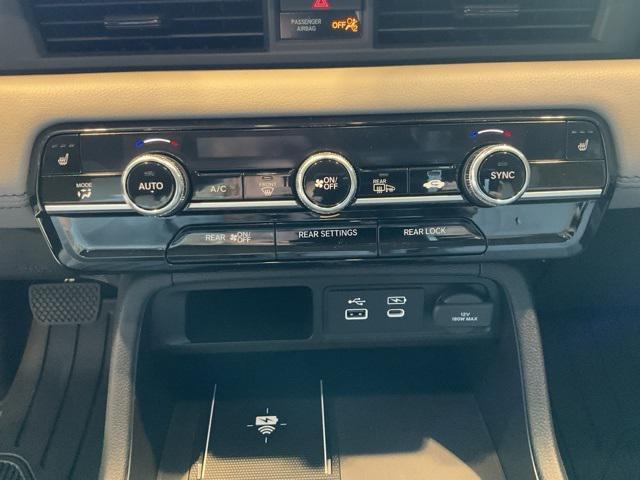 new 2025 Honda Pilot car, priced at $42,841