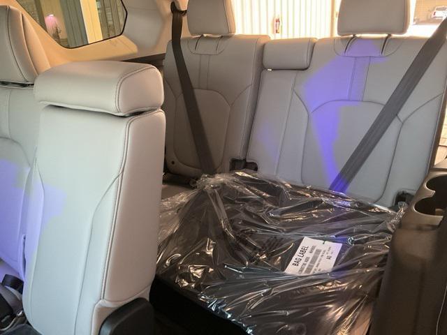 new 2025 Honda Pilot car, priced at $42,841