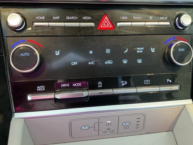 used 2025 Hyundai Santa Fe car, priced at $30,953