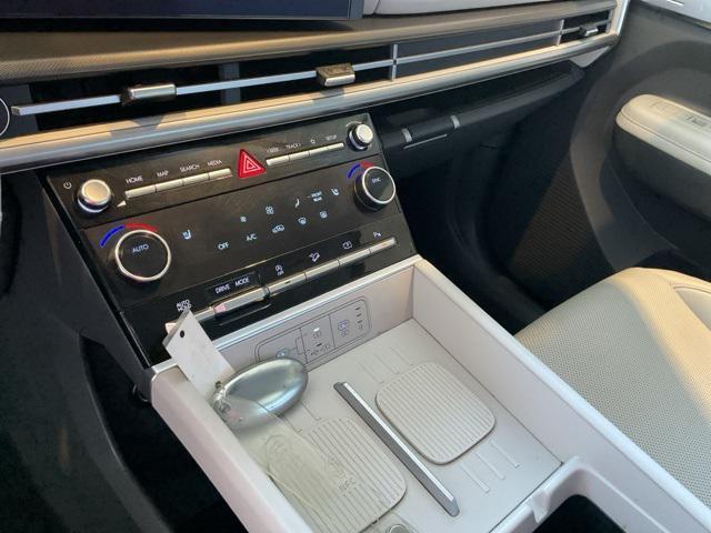 used 2025 Hyundai Santa Fe car, priced at $30,953