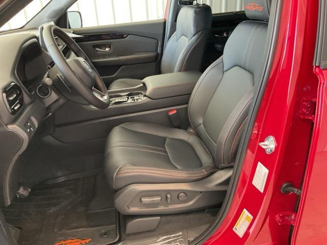 new 2025 Honda Pilot car, priced at $48,375