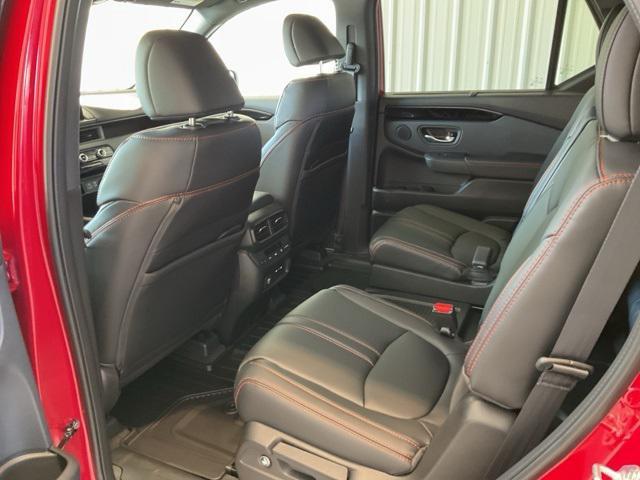 new 2025 Honda Pilot car, priced at $48,375
