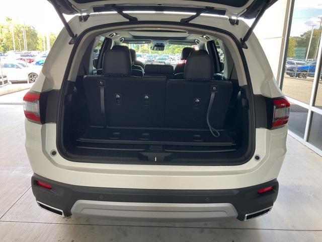 new 2025 Honda Pilot car, priced at $49,280