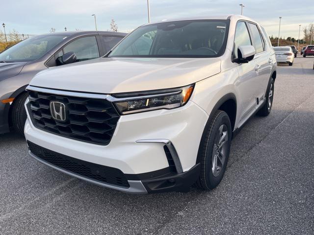 new 2025 Honda Pilot car, priced at $46,450