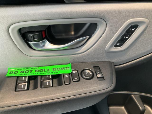 new 2025 Honda Pilot car, priced at $52,280