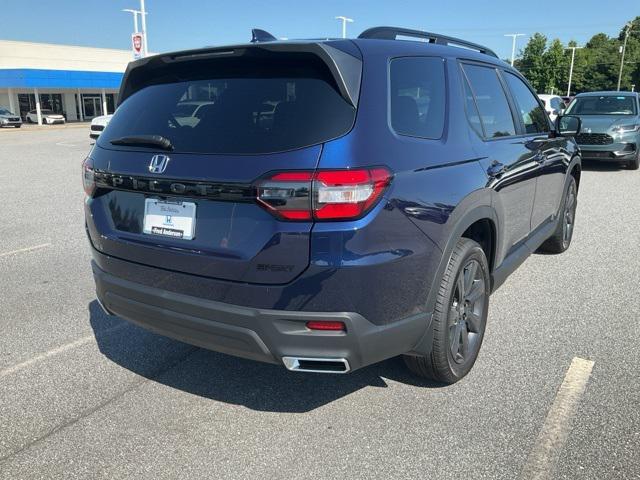 new 2025 Honda Pilot car, priced at $38,877