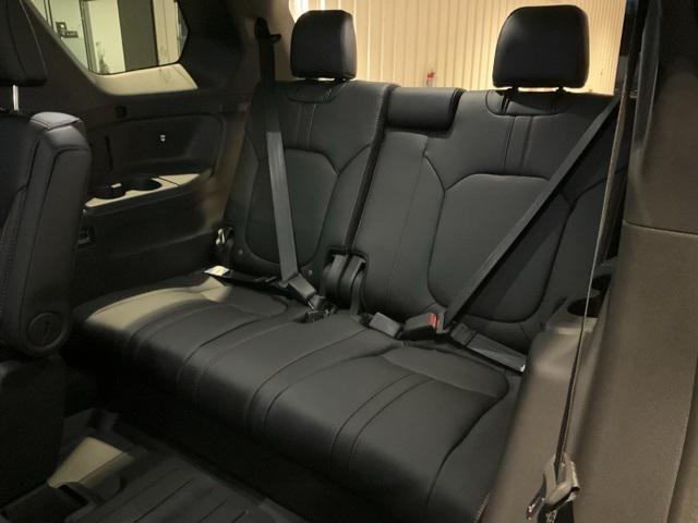 new 2025 Honda Pilot car, priced at $48,063