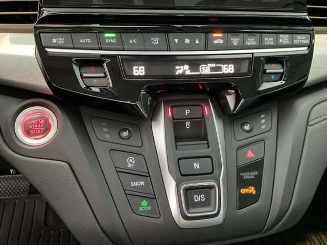 new 2026 Honda Odyssey car, priced at $44,290