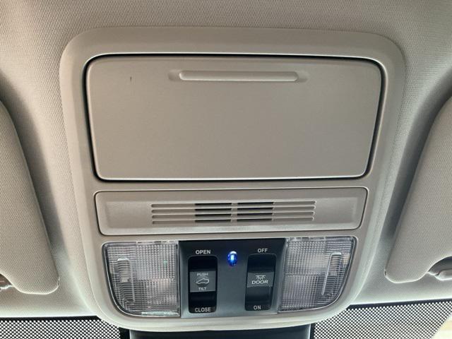 new 2026 Honda Odyssey car, priced at $44,290