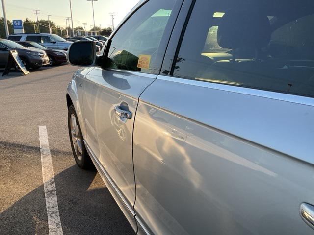used 2015 Audi Q7 car, priced at $9,522