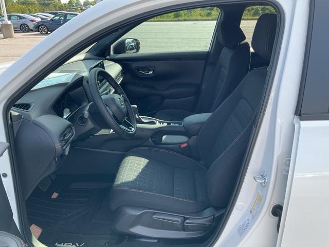 new 2025 Honda HR-V car, priced at $29,582