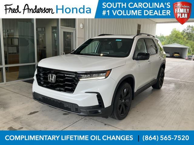 new 2025 Honda Pilot car, priced at $54,689