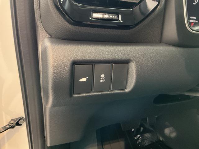 new 2025 Honda Pilot car, priced at $43,383