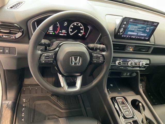 new 2025 Honda Pilot car, priced at $43,383