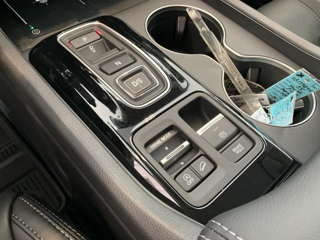 new 2025 Honda Pilot car, priced at $43,383