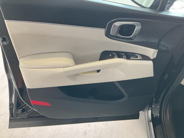 used 2022 Kia Sorento car, priced at $22,887