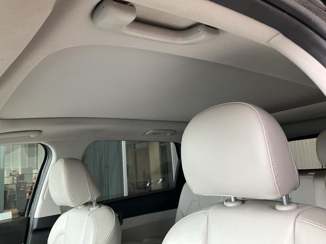 used 2022 Kia Sorento car, priced at $22,887