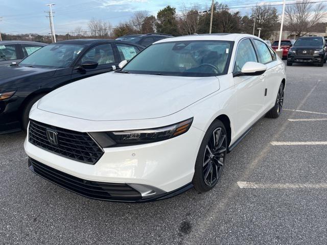 new 2025 Honda Accord Hybrid car, priced at $39,992