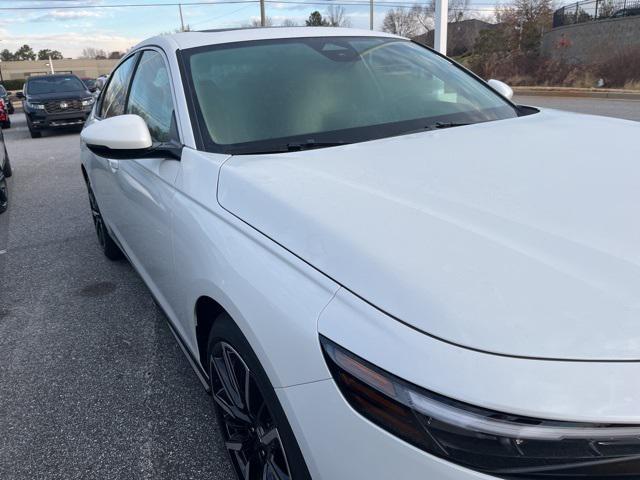 new 2025 Honda Accord Hybrid car, priced at $39,992