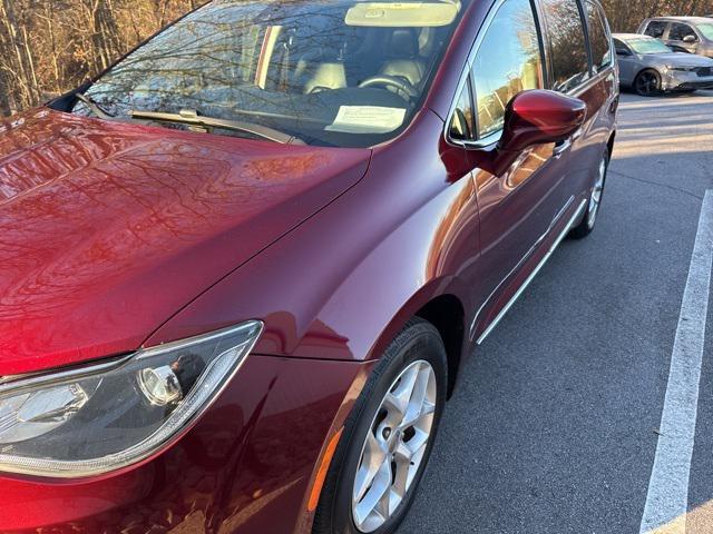 used 2017 Chrysler Pacifica car, priced at $12,859