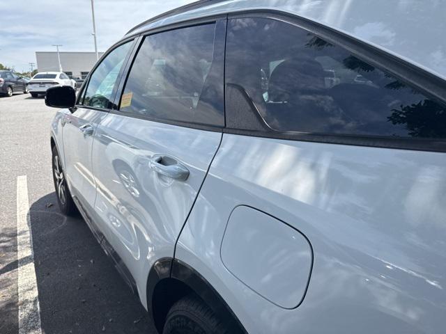 used 2023 Kia Sorento car, priced at $28,034
