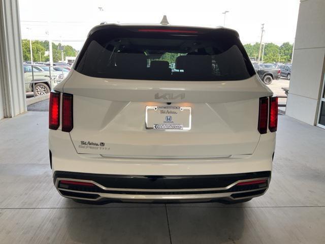 used 2023 Kia Sorento car, priced at $26,745