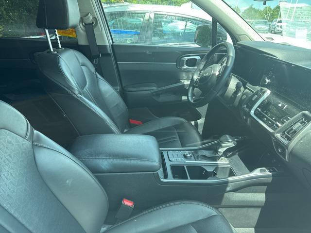 used 2023 Kia Sorento car, priced at $28,034