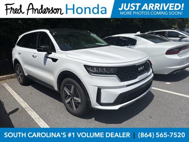 used 2023 Kia Sorento car, priced at $28,034