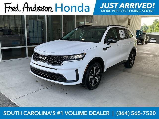 used 2023 Kia Sorento car, priced at $28,034