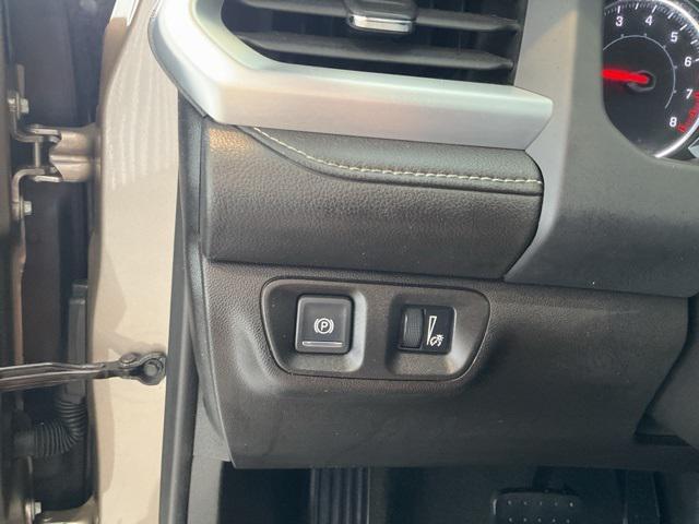 used 2023 GMC Acadia car, priced at $26,018