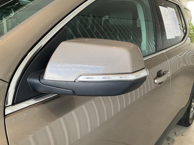 used 2023 GMC Acadia car, priced at $26,018