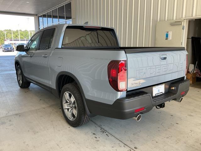 new 2025 Honda Ridgeline car, priced at $40,807