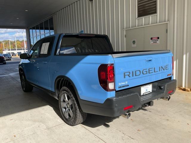 used 2024 Honda Ridgeline car, priced at $35,651
