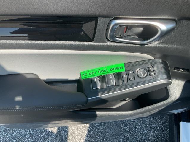 new 2025 Honda Civic Hybrid car, priced at $31,235