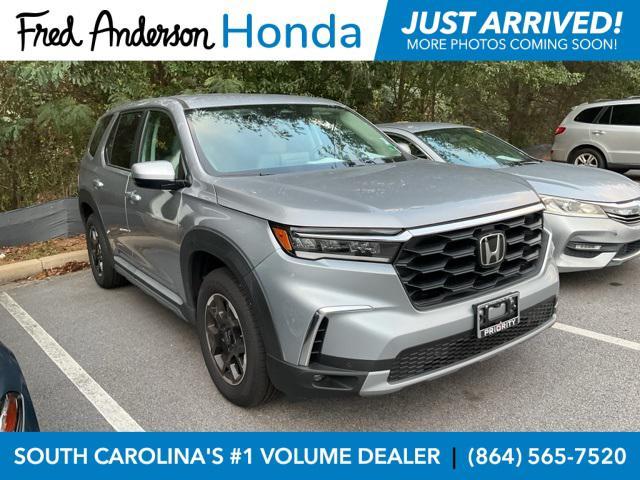 used 2025 Honda Pilot car, priced at $43,441