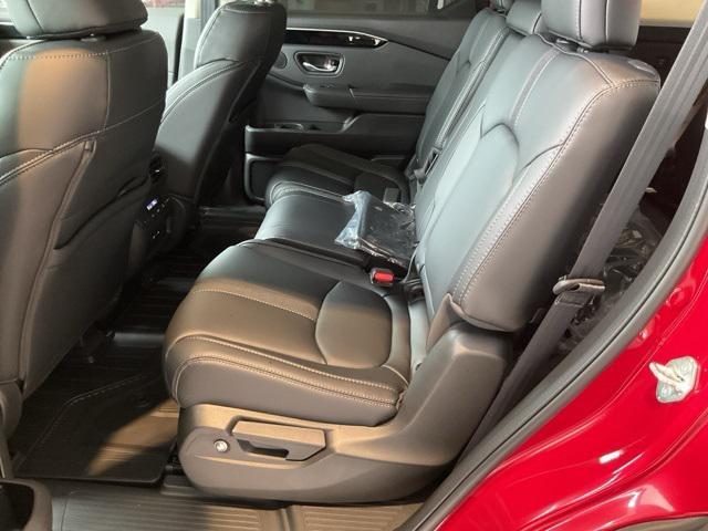 new 2025 Honda Pilot car, priced at $42,841