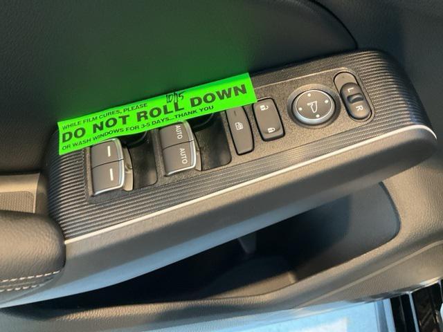 new 2026 Honda Civic Hybrid car, priced at $32,729