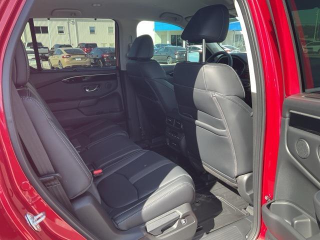 new 2025 Honda Pilot car, priced at $42,796