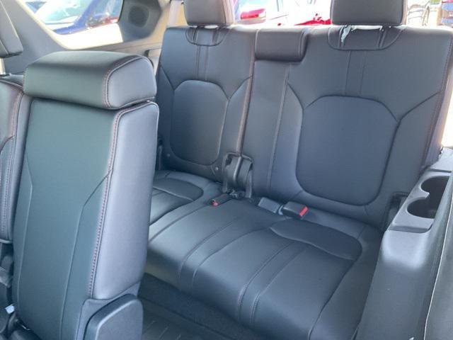 new 2025 Honda Pilot car, priced at $53,990