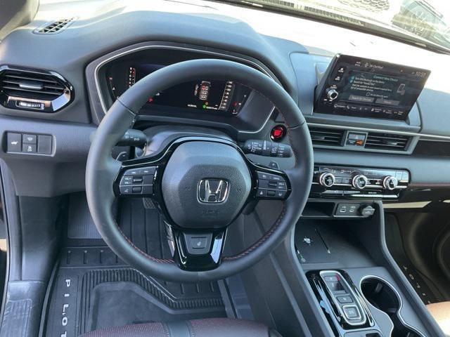 new 2025 Honda Pilot car, priced at $53,990