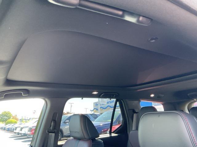 new 2025 Honda Pilot car, priced at $53,990