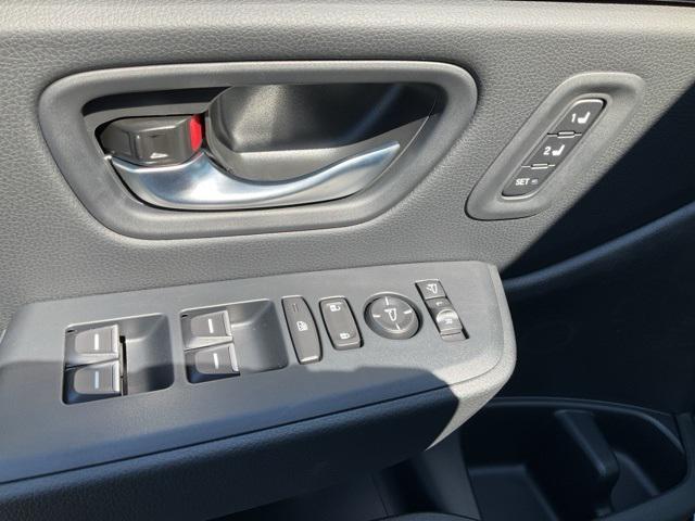 new 2025 Honda Pilot car, priced at $53,990