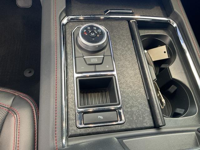 used 2024 Ford Expedition car, priced at $59,526