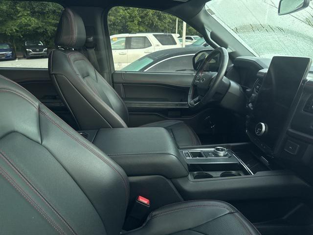 used 2024 Ford Expedition car, priced at $59,526
