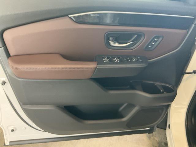 used 2025 Honda Pilot car, priced at $52,976