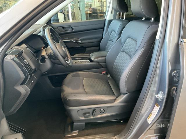 used 2024 Nissan Pathfinder car, priced at $30,265
