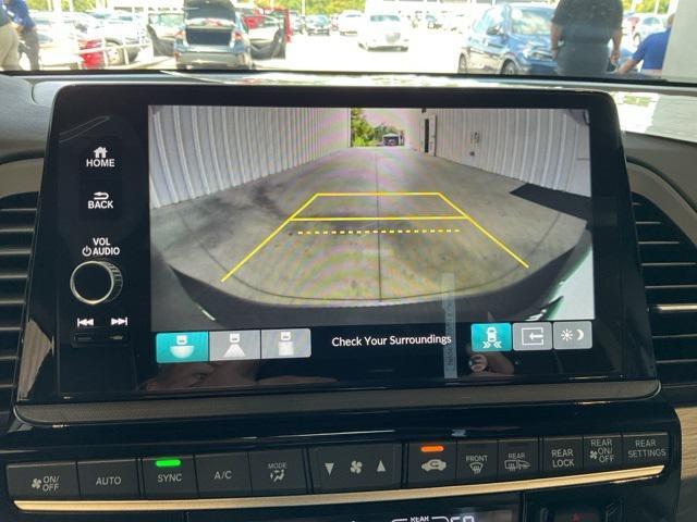 new 2026 Honda Odyssey car, priced at $51,925