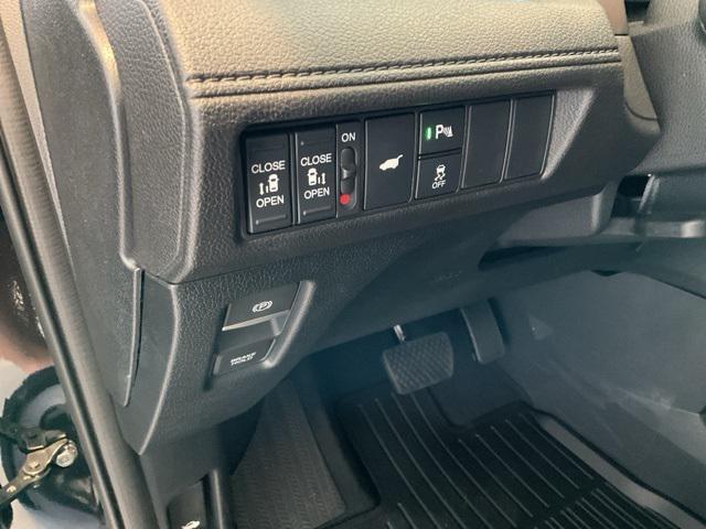 new 2026 Honda Odyssey car, priced at $51,925